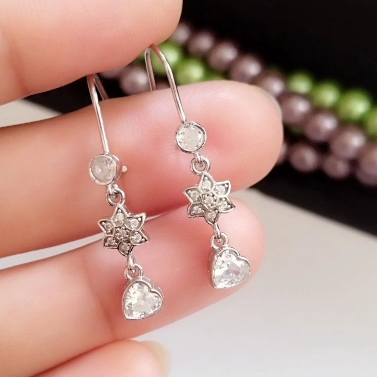 گوشواره نقره آویزی زنانه عیار 925 با روکش طلا سفید وزن 2.8 گرم