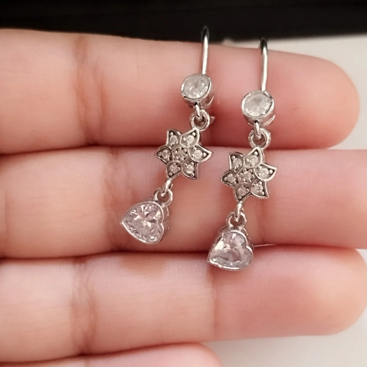 گوشواره نقره آویزی زنانه عیار 925 با روکش طلا سفید وزن 2.8 گرم