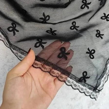 شال پاپیونی توری مجلسی زنانه دور گیپور سایز 170 در 60 رنگبندی متنوع