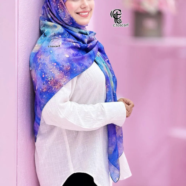 روسری نخ کاستوم طرح ساحل سایز 140 دور چرخ دوز