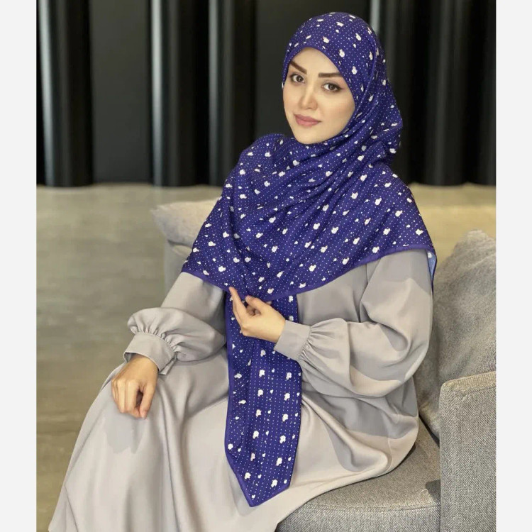 روسری نخ کاستوم طرح شکوفه بهاری خال خالی ریز قواره بزرگ 140x140
