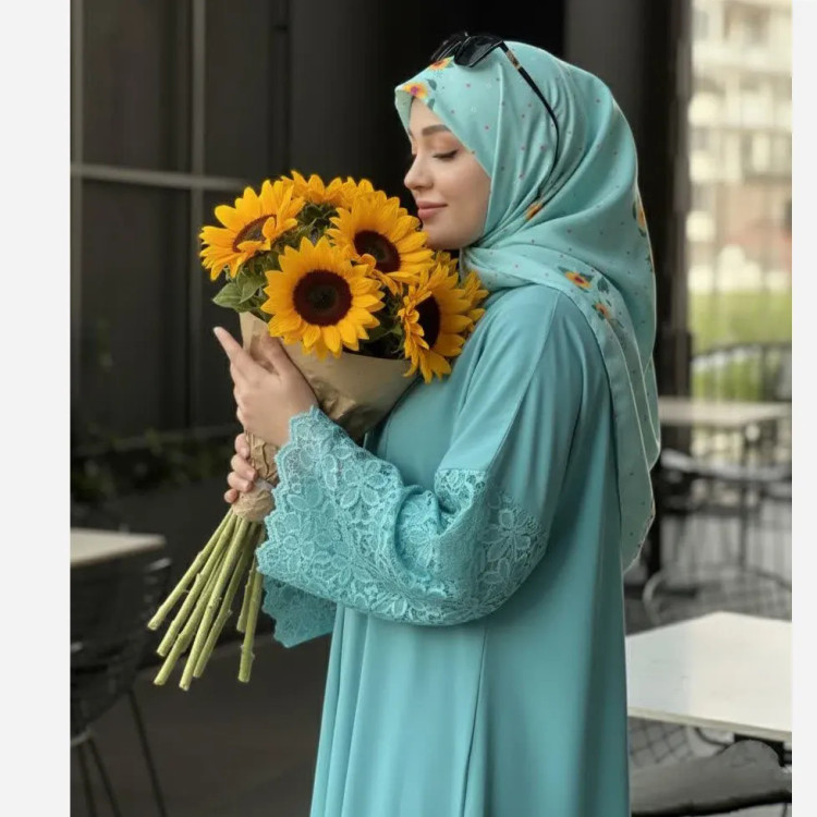 روسری نخ کاستوم قواره 140 طرح پونه تیره
