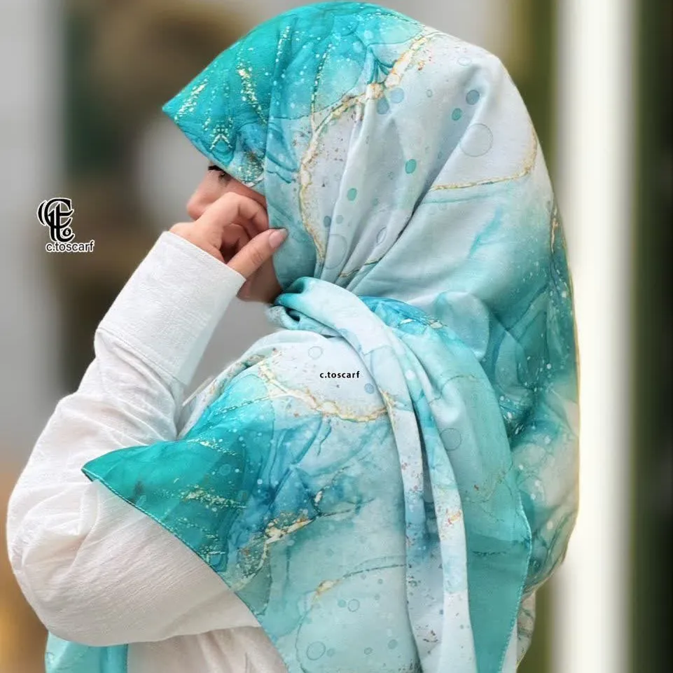 روسری نخی کاستوم طرح رزیتا قواره بزرگ سایز 140 فیروزه ای لیز نیست