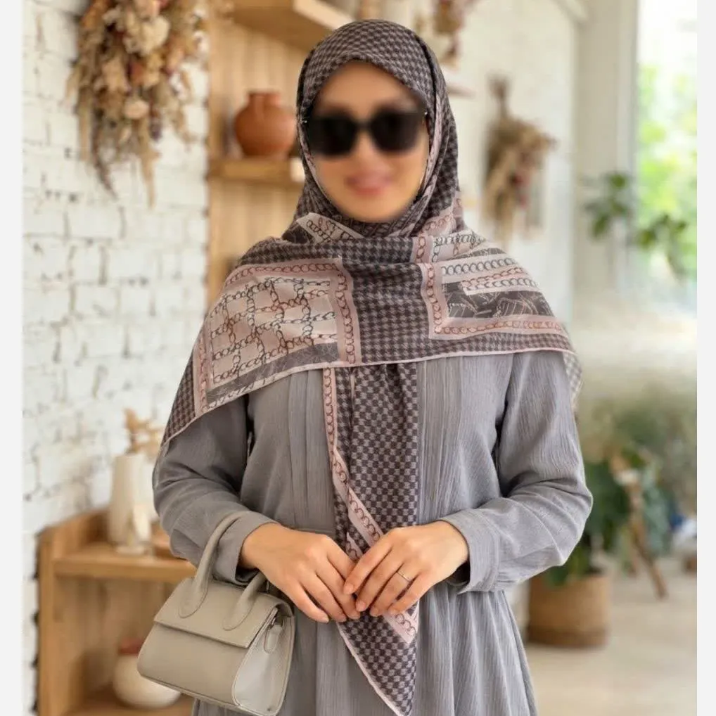 روسری نخ کاستوم طرح منو قواره بزرگ 140 سانتیمتر