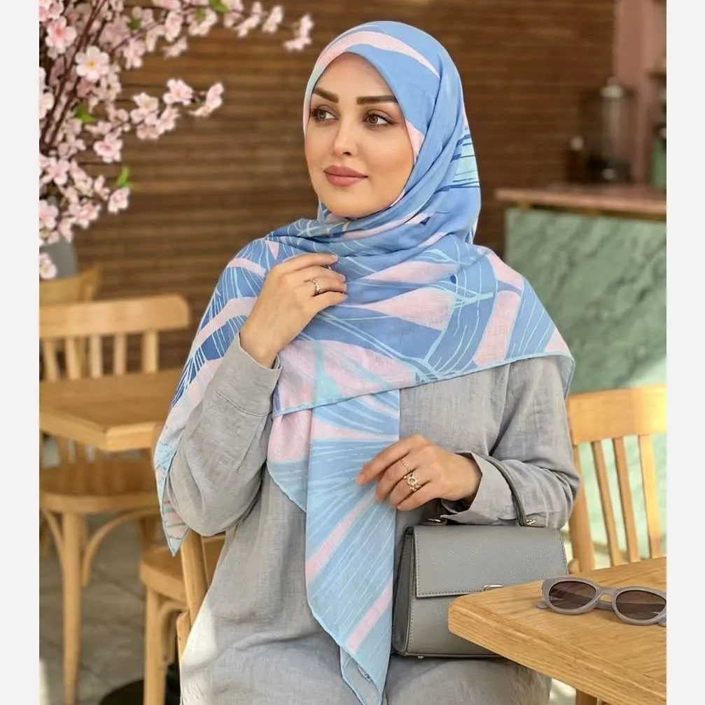 روسری نخی کاستوم سیتو قواره بزرگ طرح آوان 140 سانتیمتر دور دوخت لیز نیست