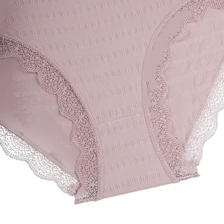 ست نیمتنه و شورت دانتل ژاکارد فری سایز با کاپ متحرک و فاق نخی