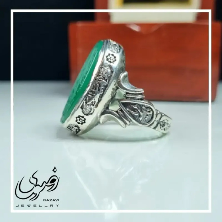 انگشتر مردانه آلیاژ نقره روس با سنگ عقیق سبز حکاکی پنج تن آل عبا