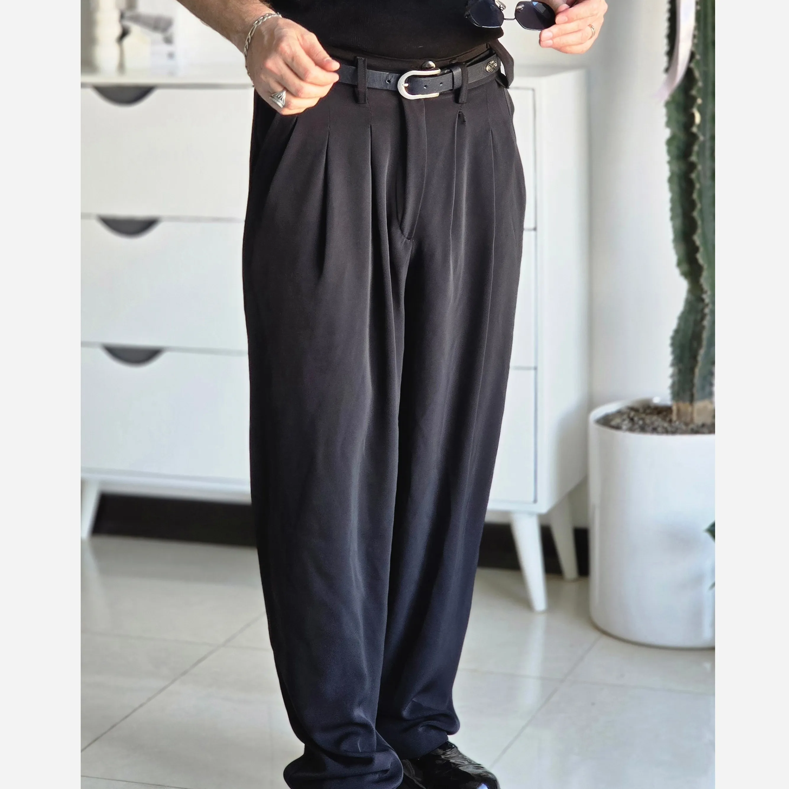 شلوار بگ پارچه ای زنانه مدل پیله دار جنس کاترین رنگ مشکی سایز L تا 3XL